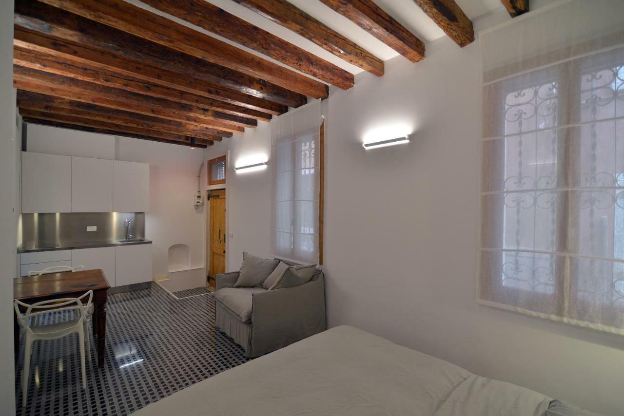 ホテル Carbonaia Venezia エクステリア 写真